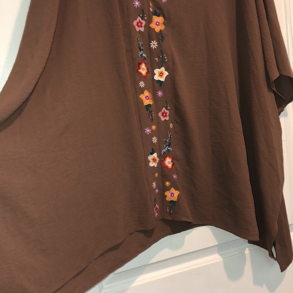 Oddy brown boho floral embroidered flowy top size 1XL/2XL - Picture 4 of 9